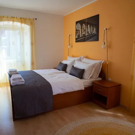 Olive Tree Apartament *